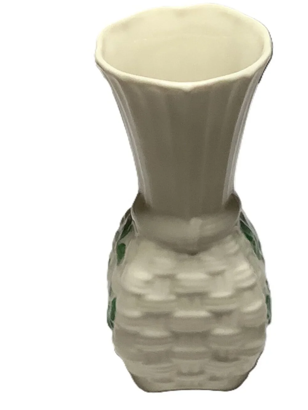 Belleek Ireland Basket Weave Shamrock 4